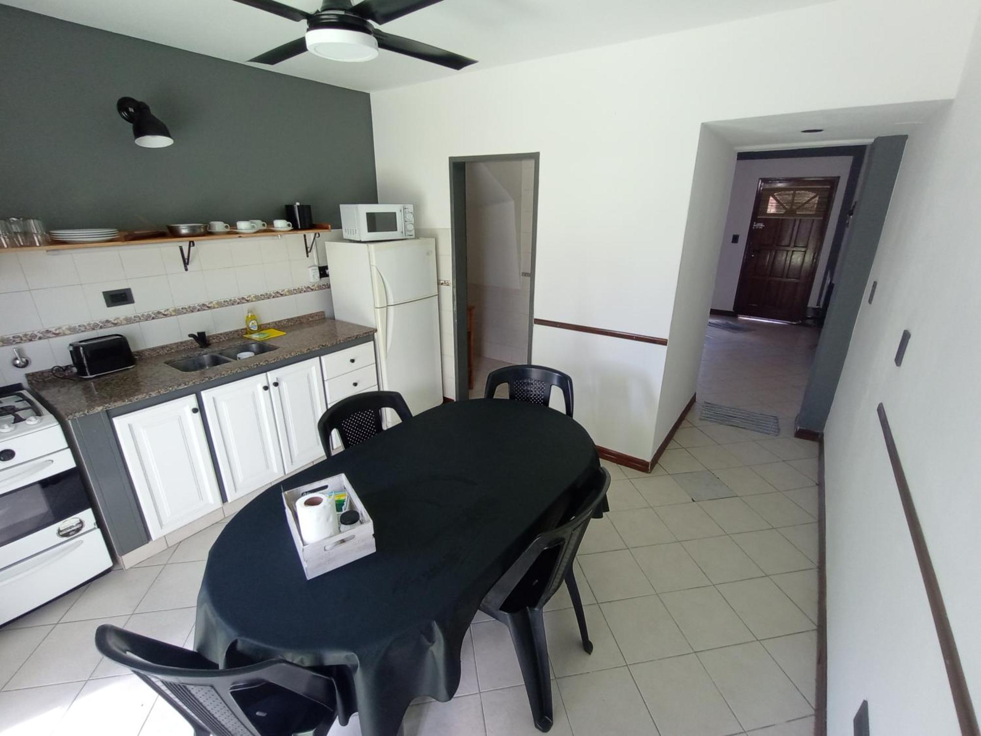 Escala Ezeiza - Departamento Amplio Con Cochera Apartment *